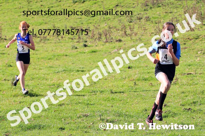 Girls under-13s, 2022 NECAA Cross Country Relays, Thornley Hall Farm, Peterlee, County Durham, October 15th. Photo: David T. Hewitson/Sports for All Pics